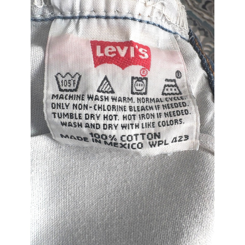 Levi's Men's 501 38W x 30L Fit Button Fly Jeans‎ - Dark Stonewash - Picture 5 of 6